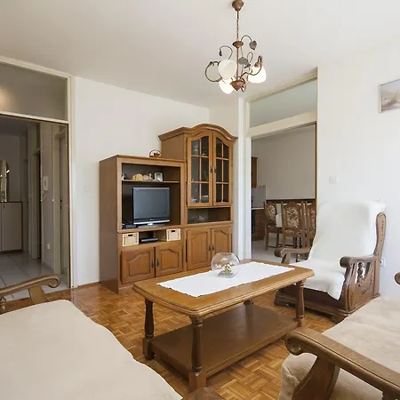 Apartment Bacelic *